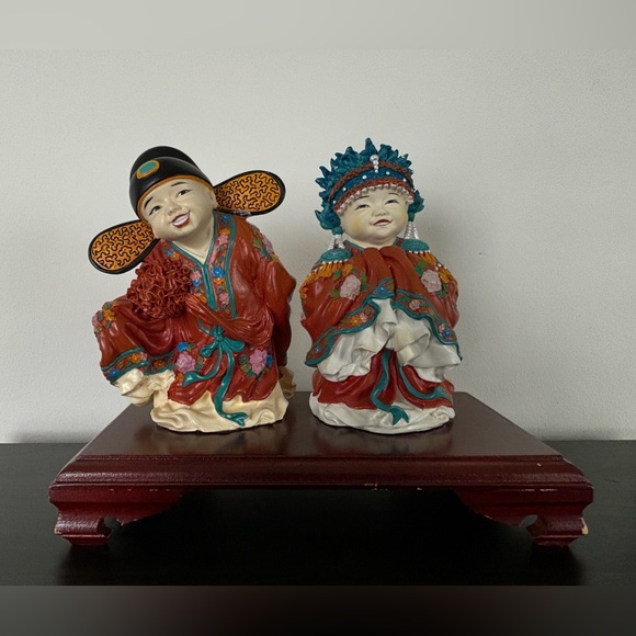 Vintage Chinese Bride and Groom in Traditional  Costume Good Luck Statue - Picture 2 of 11
